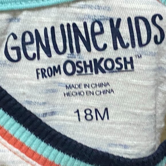 OshKosh Genuine Kid's T-Shirts Size 18 Months (PRE-LOVED) - Picture 3 of 5
